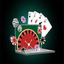 Ikon aplikasi DANA, OVO, dan GoPay mewakili dompet digital di 4d togel